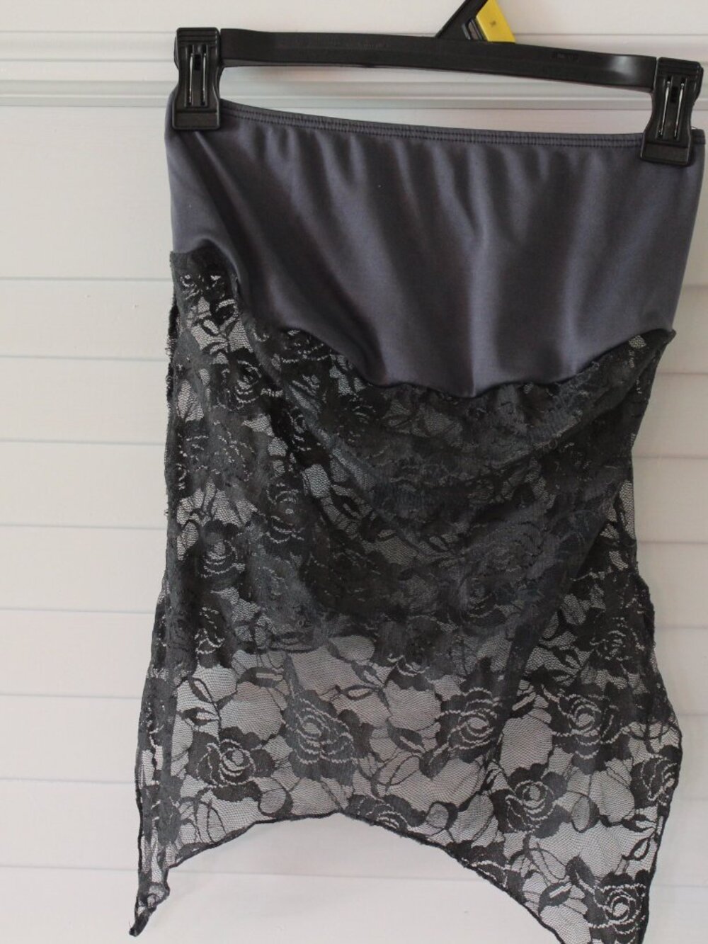 Womens Medium strapless tube top with satin base and floral lace overlay